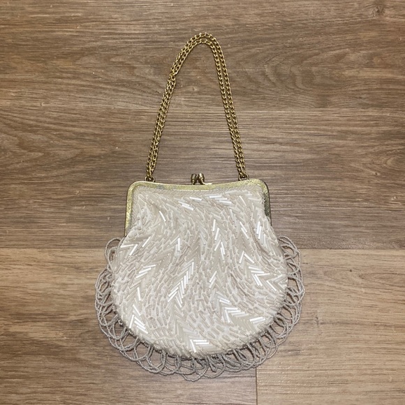 La Regale Handbags - Vintage La Regale Ltd White Beaded Handbag